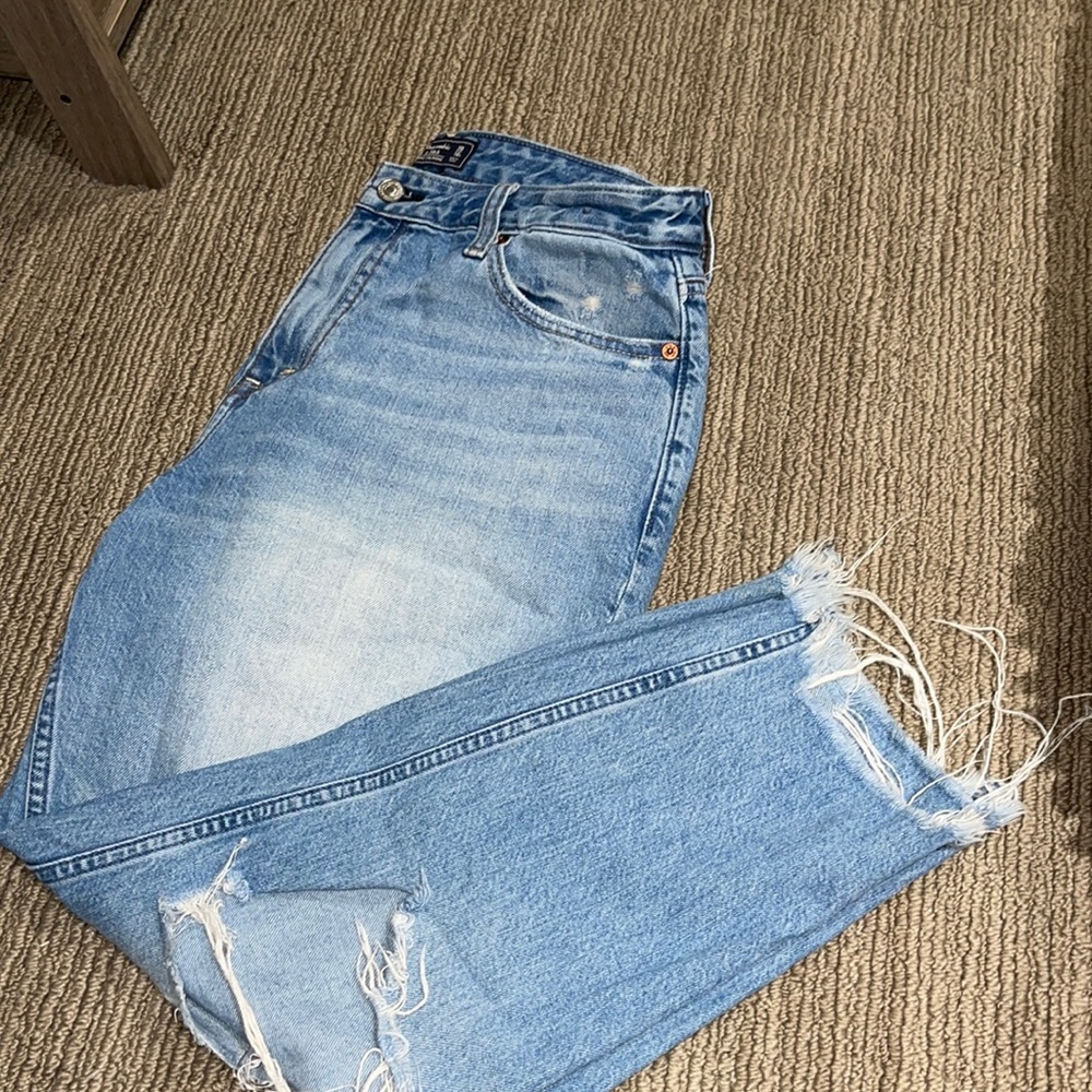 Abercrombie and Fitch light wash jeans